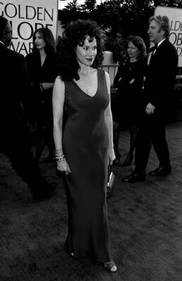 alanrickman1997goldenglobeawards027.jpg