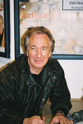 alanrickman2006autographsigning010.jpg
