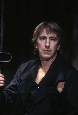 alanrickman1992hamletpromostills001.jpg