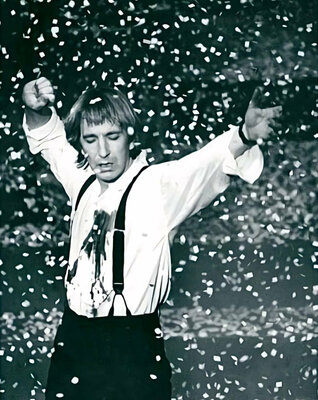 alanrickman1991tangoendwinterpromostills010.jpg