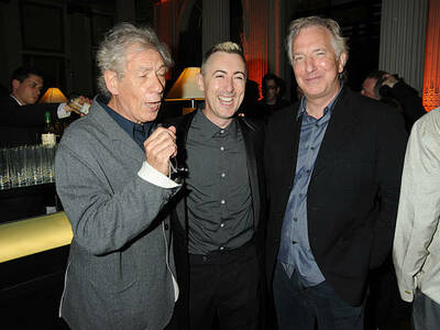 alanrickman2009boughtbluecar006.jpg