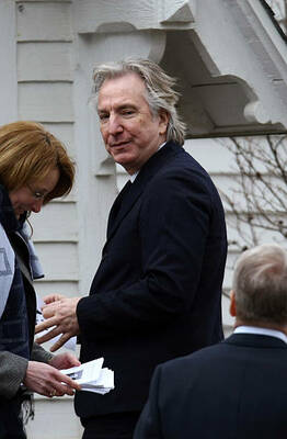 alanrickman2009natasharichardson004.jpg