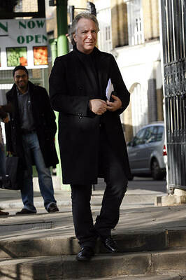 alanrickman2009johnmortimer008.jpg