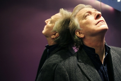 alanrickman2006photoshootmarkchilvers001.jpg